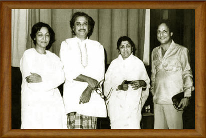 Usha with Kishore, Lata and Sawan Kumar
